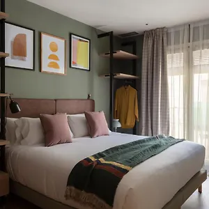 https://hotel-curious.catalonia-hotels.com